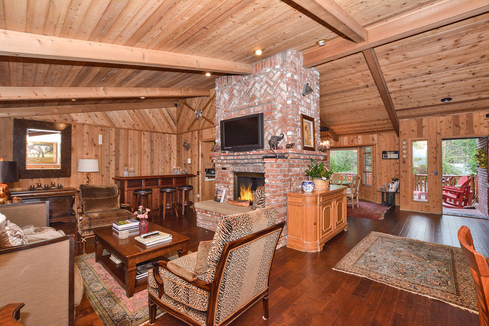 Alpenhorn Bed And Breakfast Биг Беър Лейк Екстериор снимка