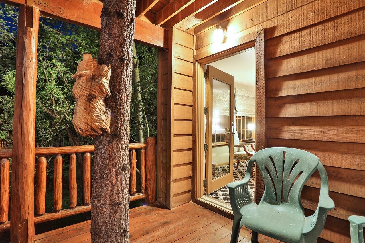 Alpenhorn Bed And Breakfast Биг Беър Лейк Екстериор снимка